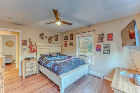 8 Fraser Road Thornton NH 03285