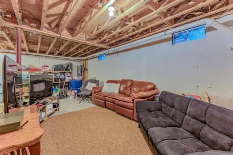 8 Fraser Road Thornton NH 03285