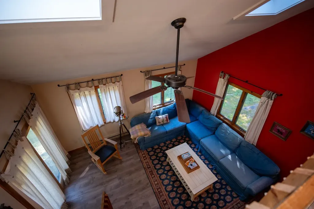 63 Reynolds Lane Jamaica VT 05343