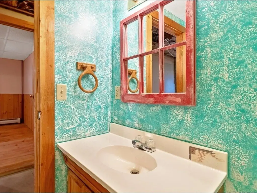 317 Sunset View Lane Isle La Motte VT 05483