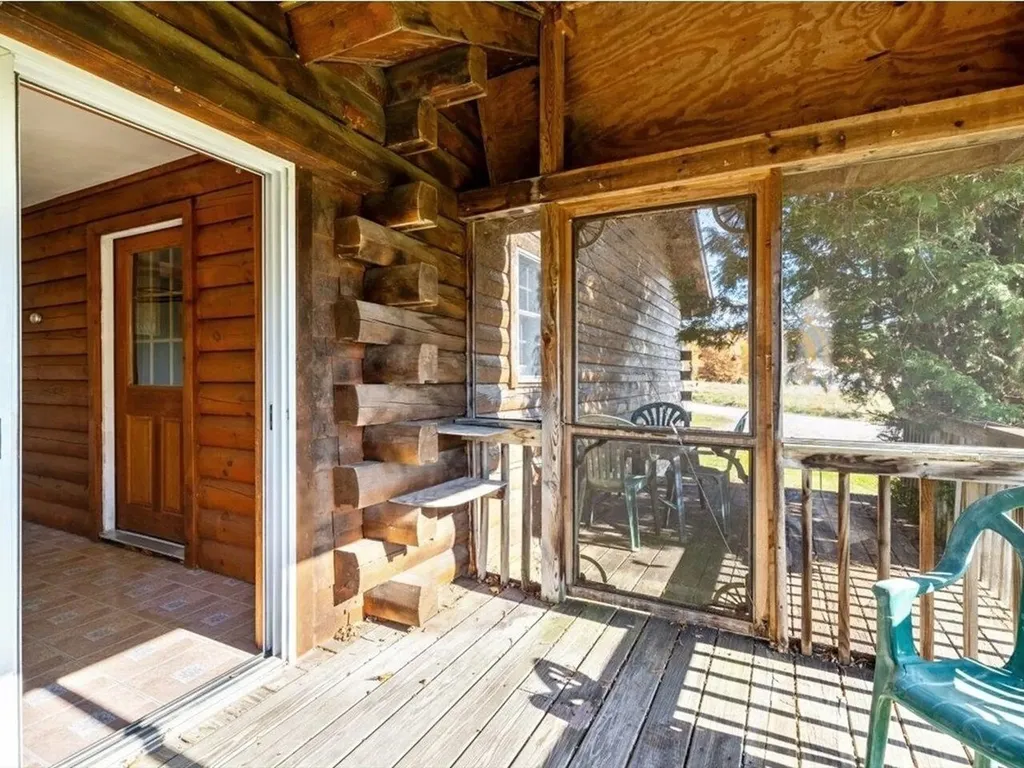 317 Sunset View Lane Isle La Motte VT 05483