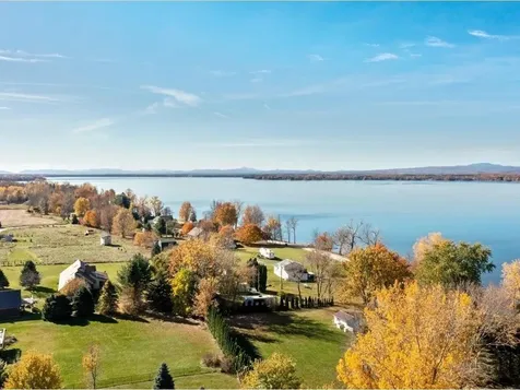 317 Sunset View Lane Isle La Motte VT 05483