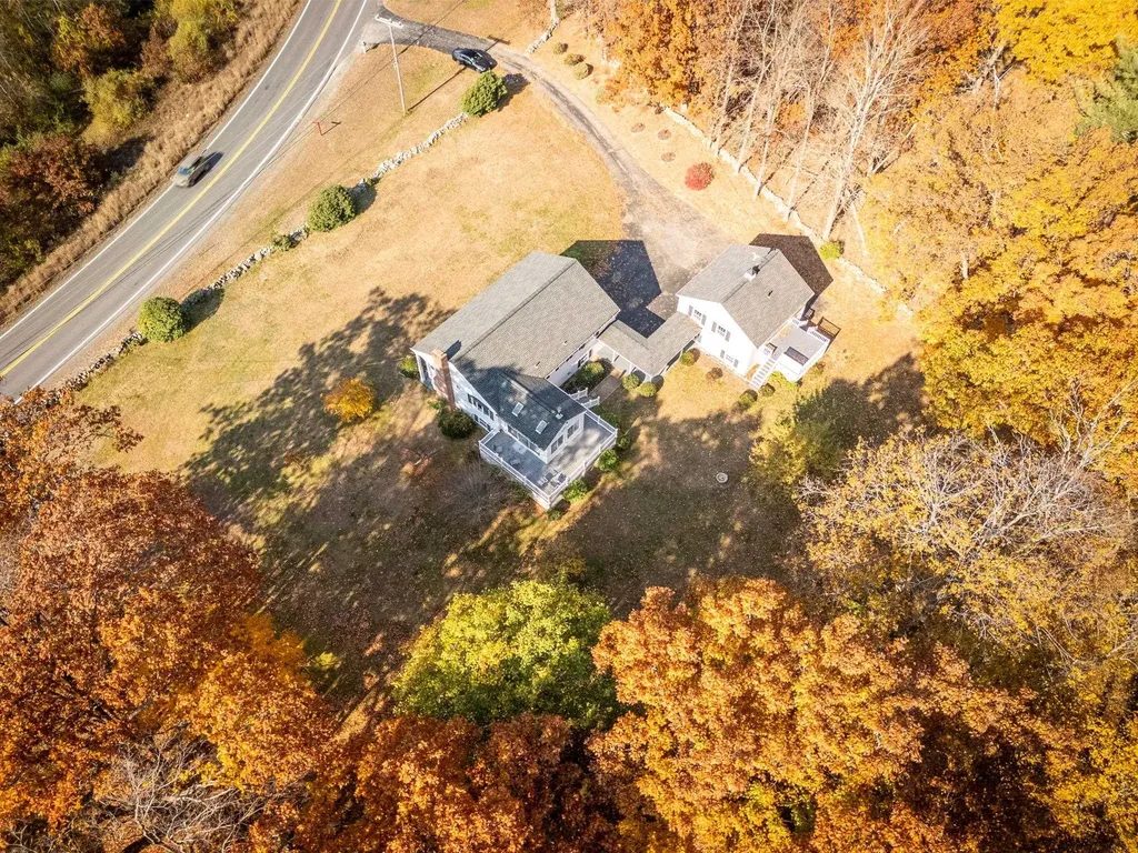 39 Weare Road Hampton Falls NH 03844