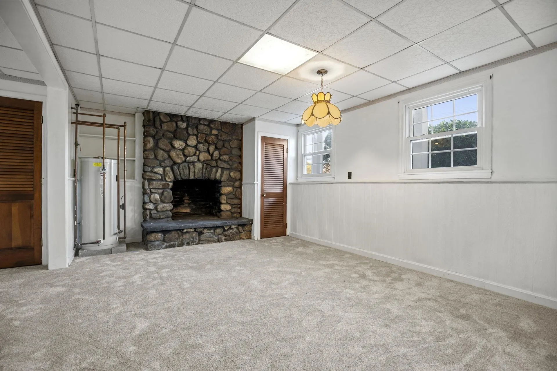 39 Weare Road Hampton Falls NH 03844