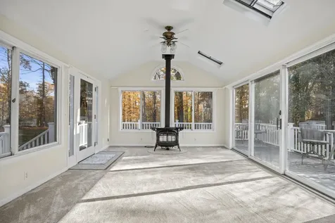 39 Weare Road Hampton Falls NH 03844