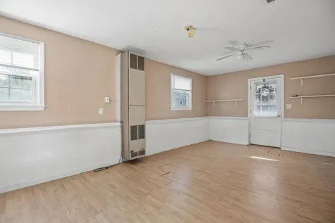 39 Weare Road Hampton Falls NH 03844