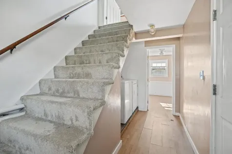 39 Weare Road Hampton Falls NH 03844