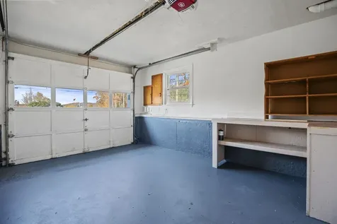 39 Weare Road Hampton Falls NH 03844