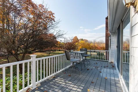 39 Weare Road Hampton Falls NH 03844