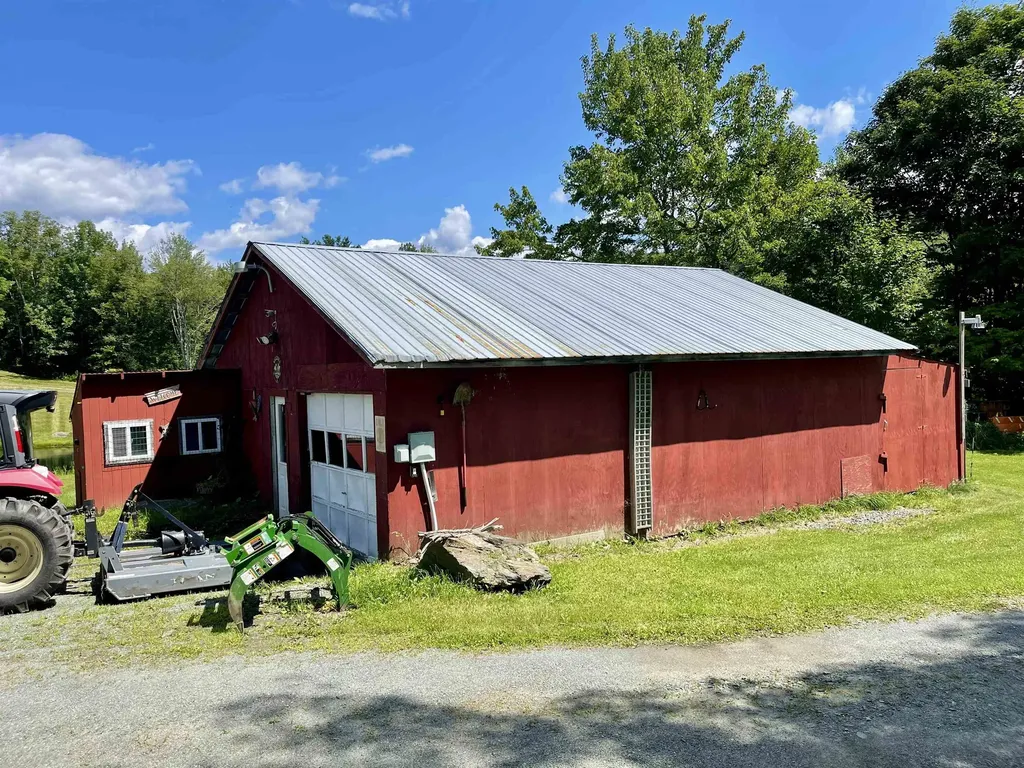 2300 Daniels Farm Road Waterford VT 05819