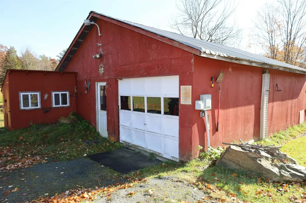 2300 Daniels Farm Road Waterford VT 05819