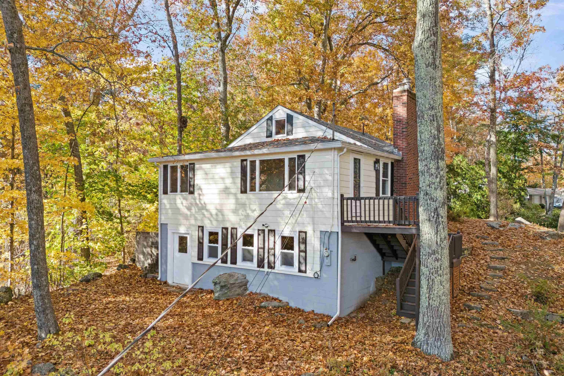 12 Gardner Road Windham NH 03087