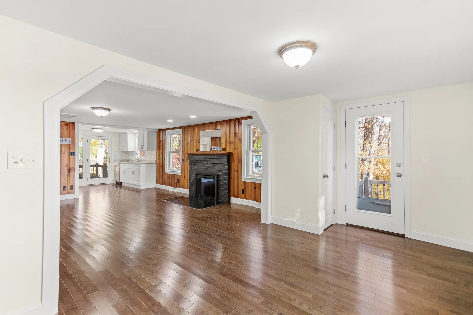 12 Gardner Road Windham NH 03087