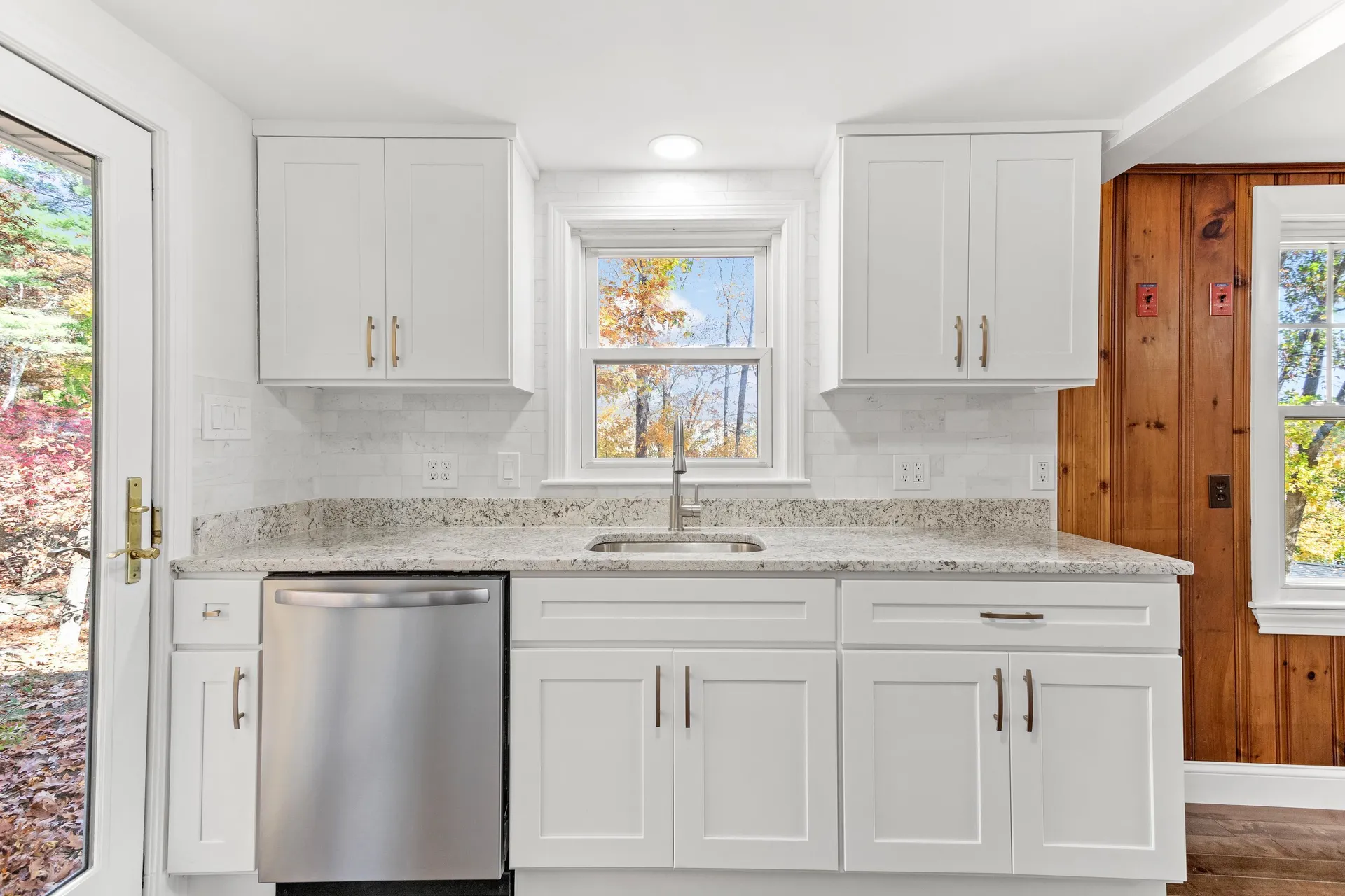 12 Gardner Road Windham NH 03087