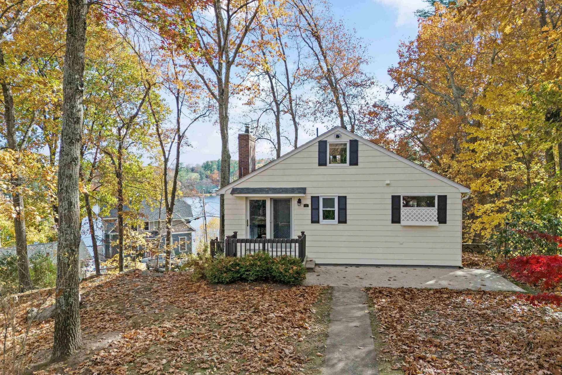 12 Gardner Road Windham NH 03087