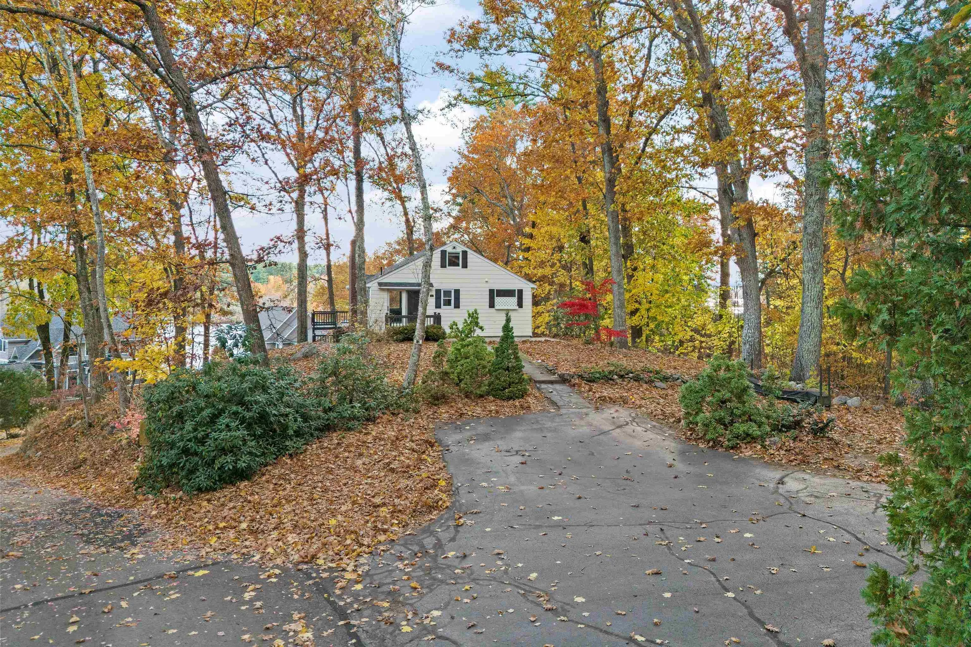 12 Gardner Road Windham NH 03087