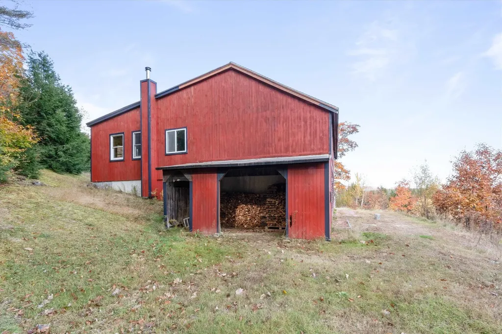 13 Lovell Drive Gilsum NH 03448