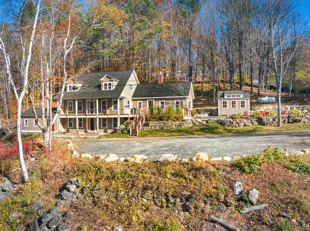24 Mill Pond Lane New London NH 03257