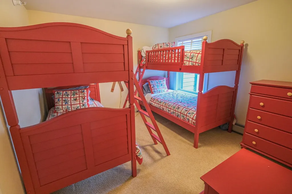 22 Harrison Lane Ludlow VT 05149