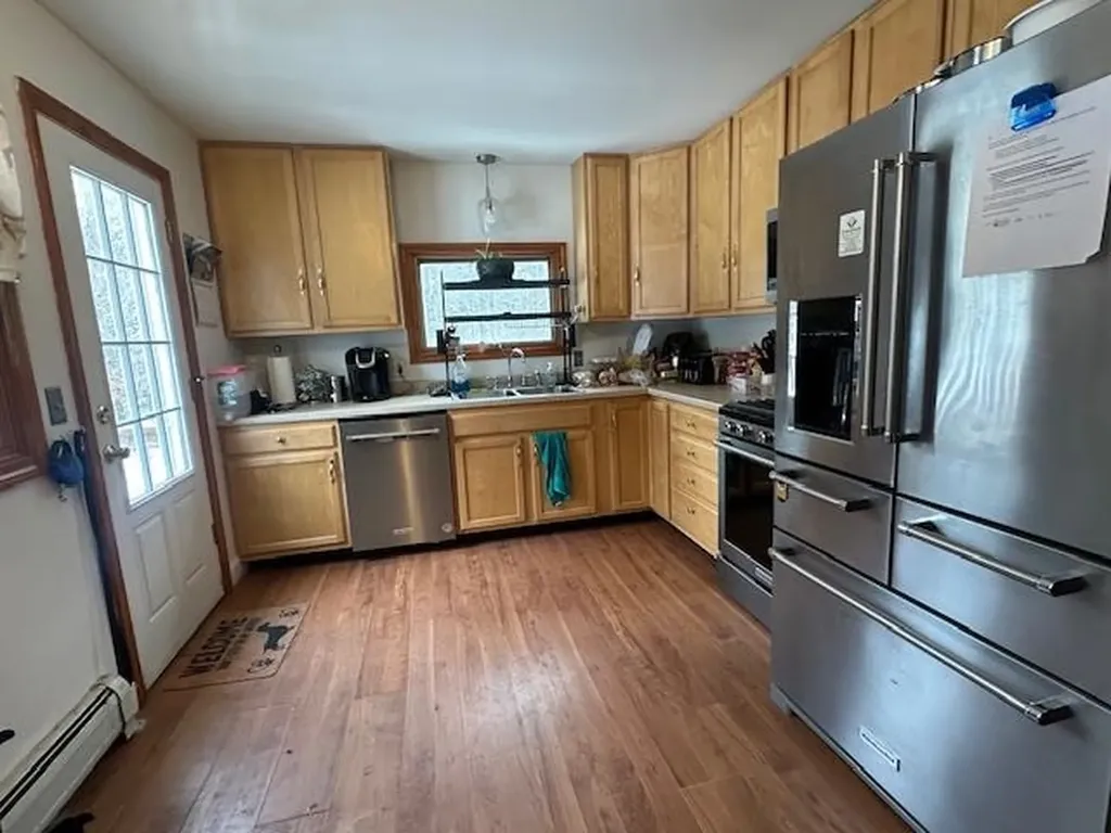 24 Crabapple Lane Hyde Park VT 05655