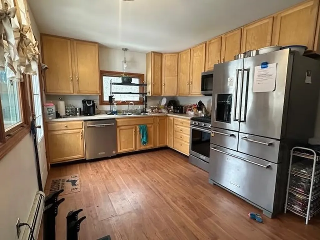 24 Crabapple Lane Hyde Park VT 05655