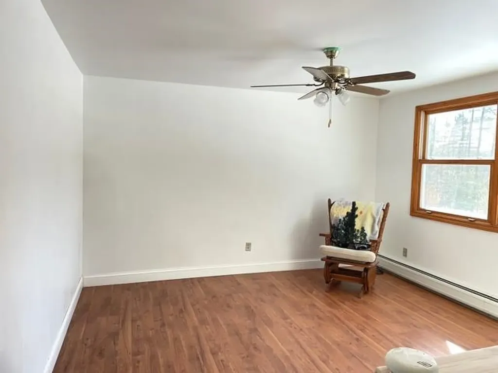 24 Crabapple Lane Hyde Park VT 05655