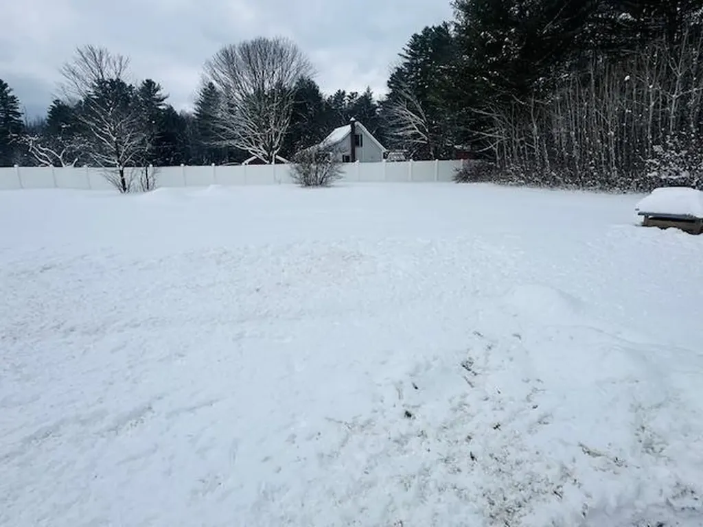 24 Crabapple Lane Hyde Park VT 05655