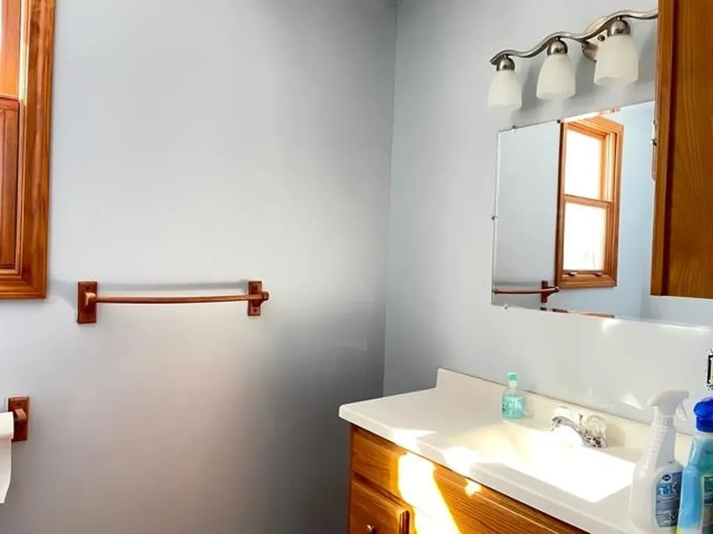 24 Crabapple Lane Hyde Park VT 05655