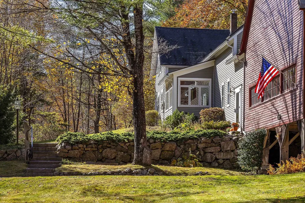 166 Pine Hill Road Wilmot NH 03287