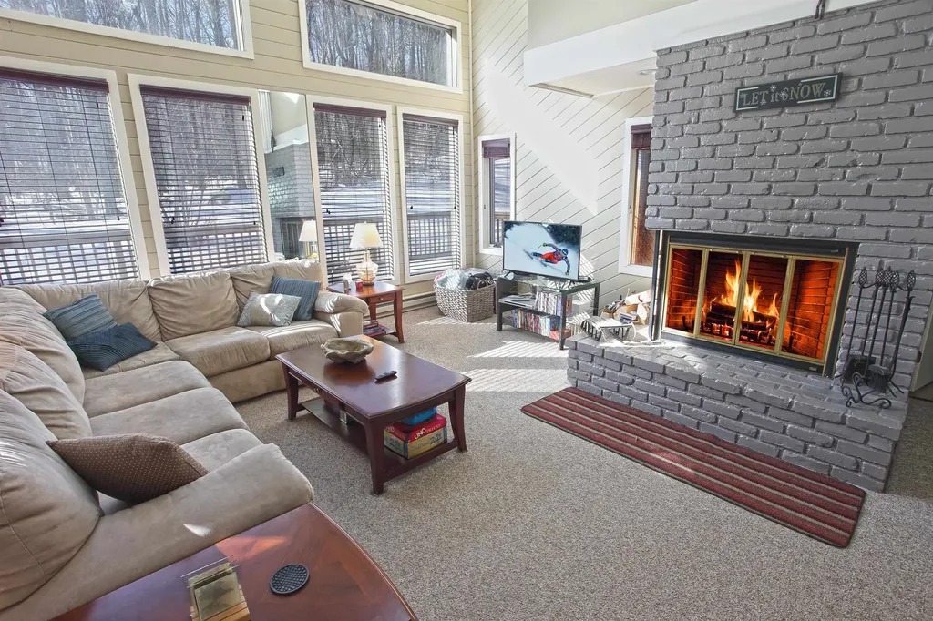 33b Suntec Loop Dover VT 05356