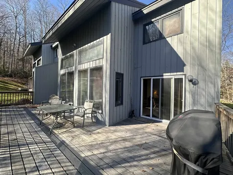 33B Suntec Loop Dover VT 05356