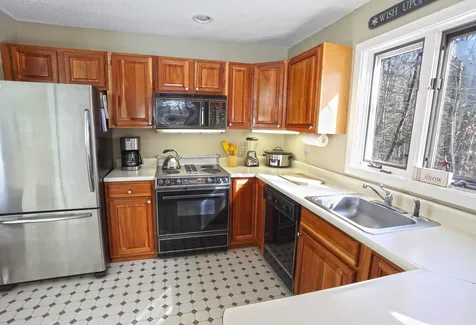 33B Suntec Loop Dover VT 05356