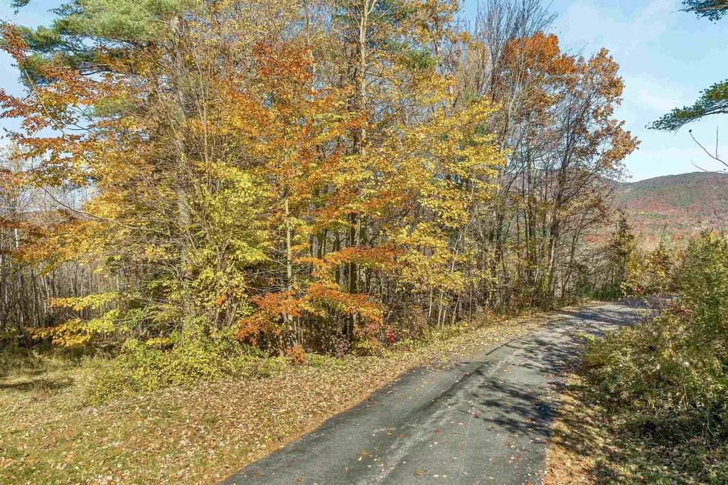 31 Hillcrest Drive Tuftonboro NH 03850