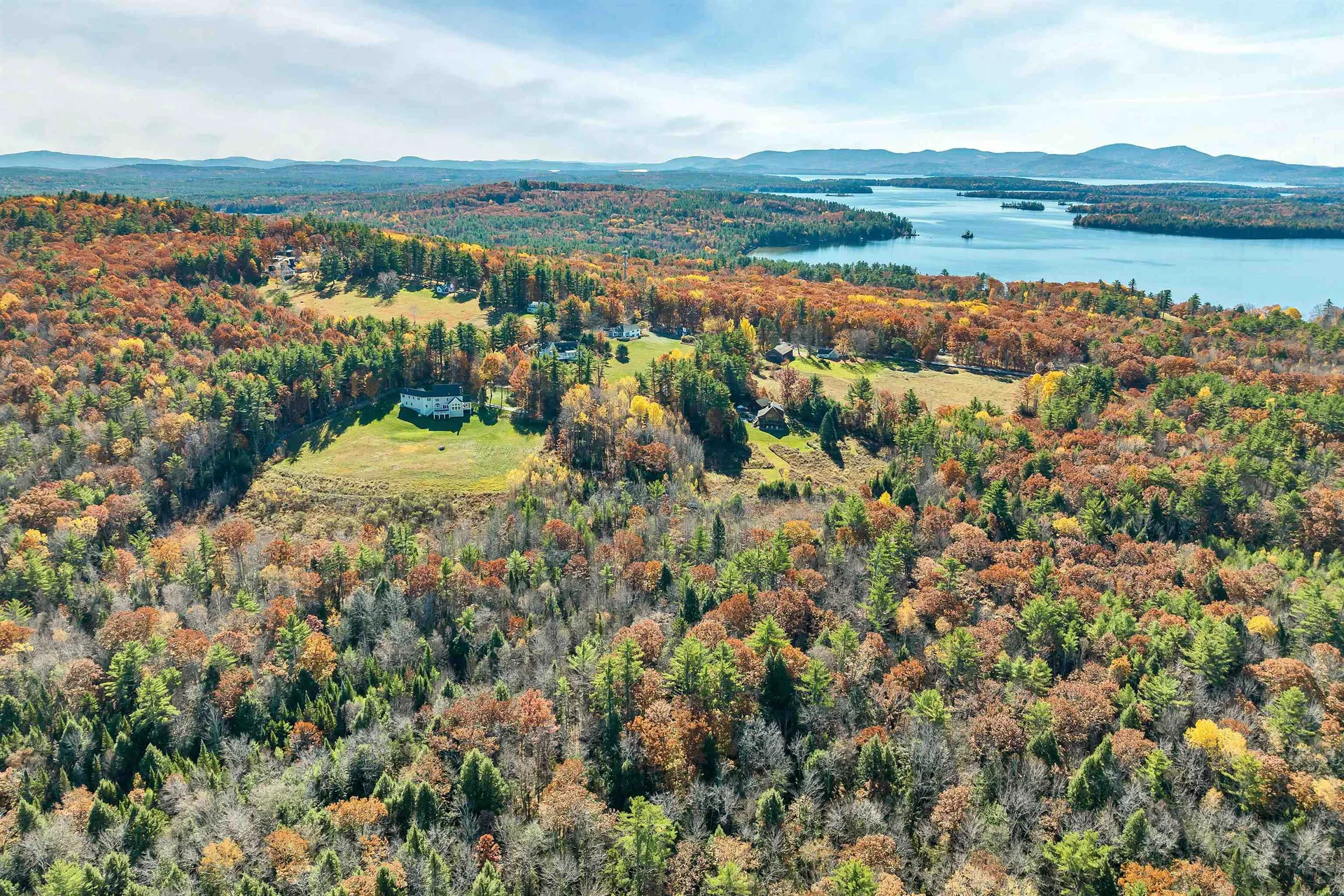 31 Hillcrest Drive Tuftonboro NH 03850