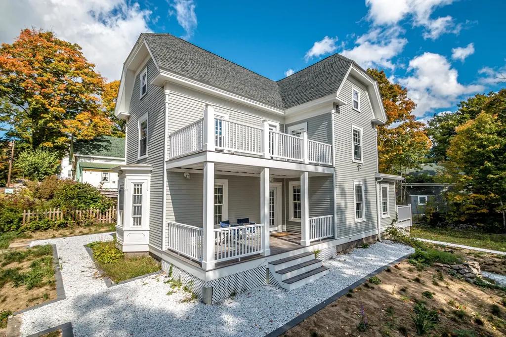 38 School Street Wakefield NH 03872