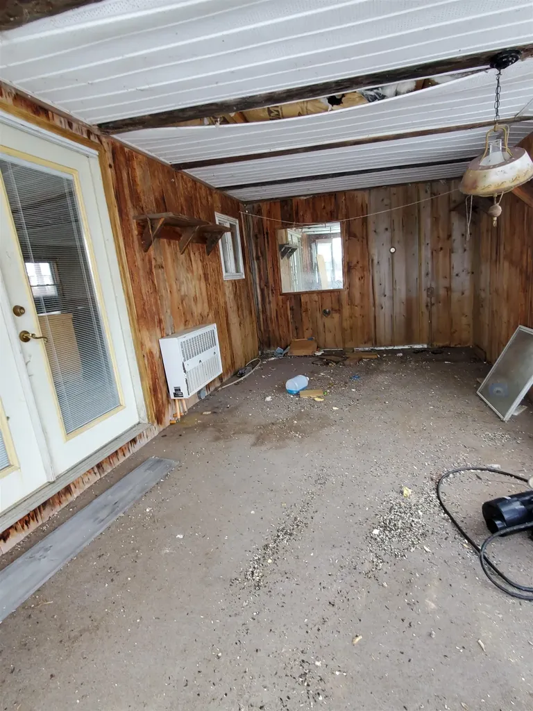 285 Bickford Lane Glover VT 05839