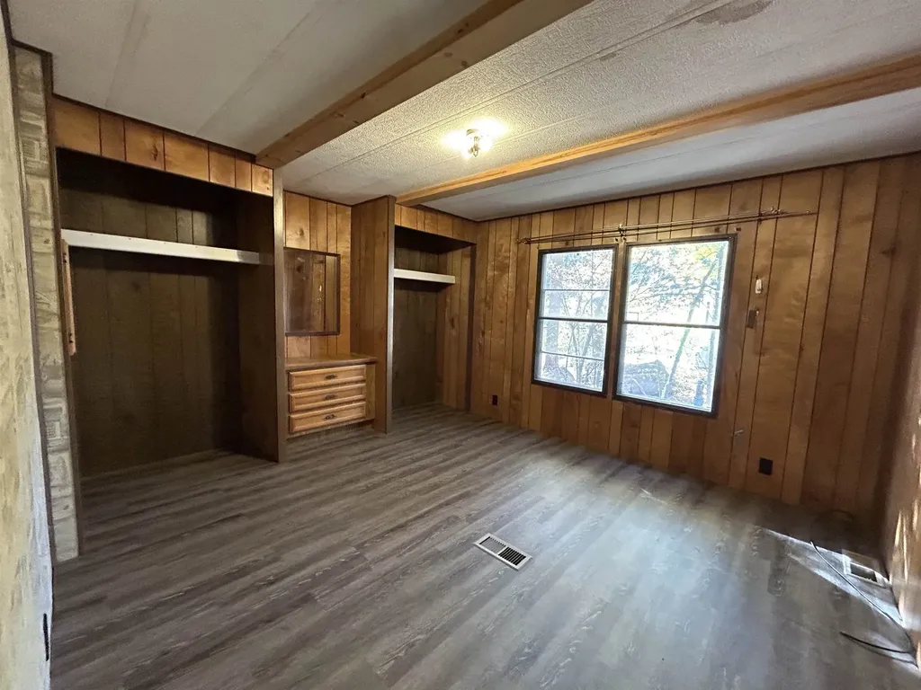 33 Lamprey River Park Newmarket NH 03857