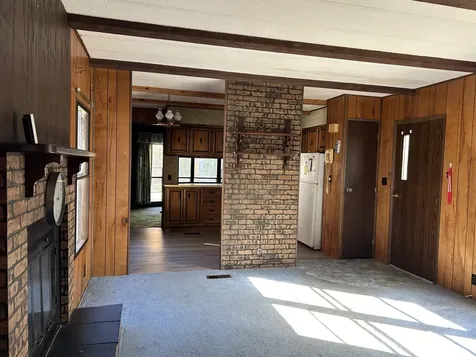 33 Lamprey River Park Newmarket NH 03857