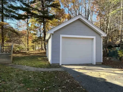 33 Lamprey River Park Newmarket NH 03857