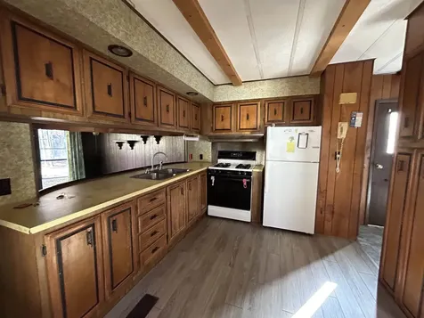 33 Lamprey River Park Newmarket NH 03857