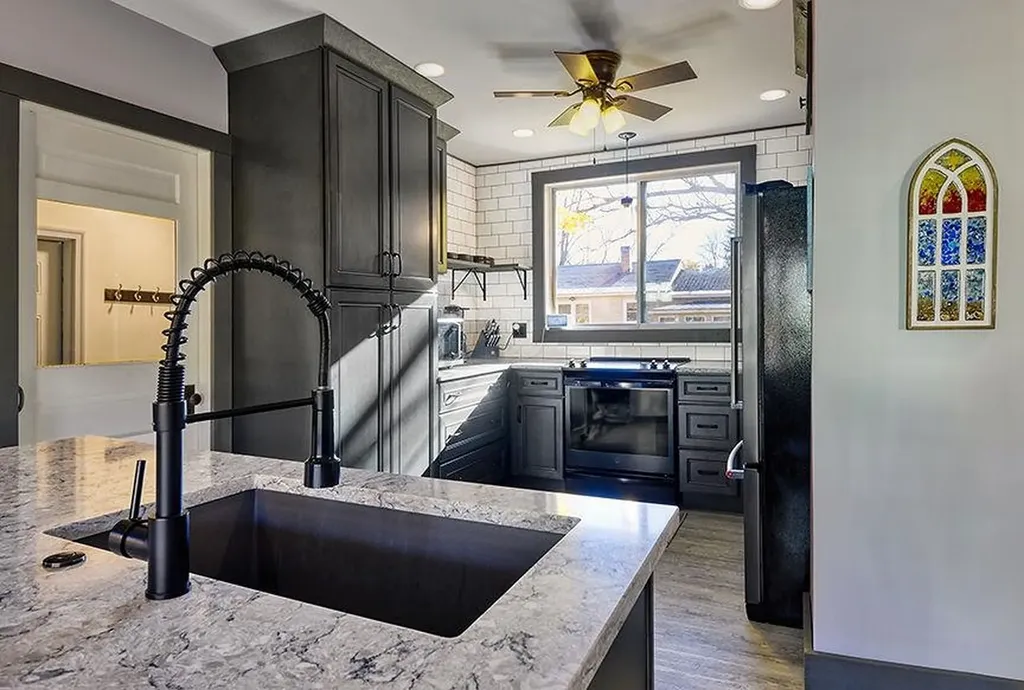 59 Rowe Avenue Keene NH 03431