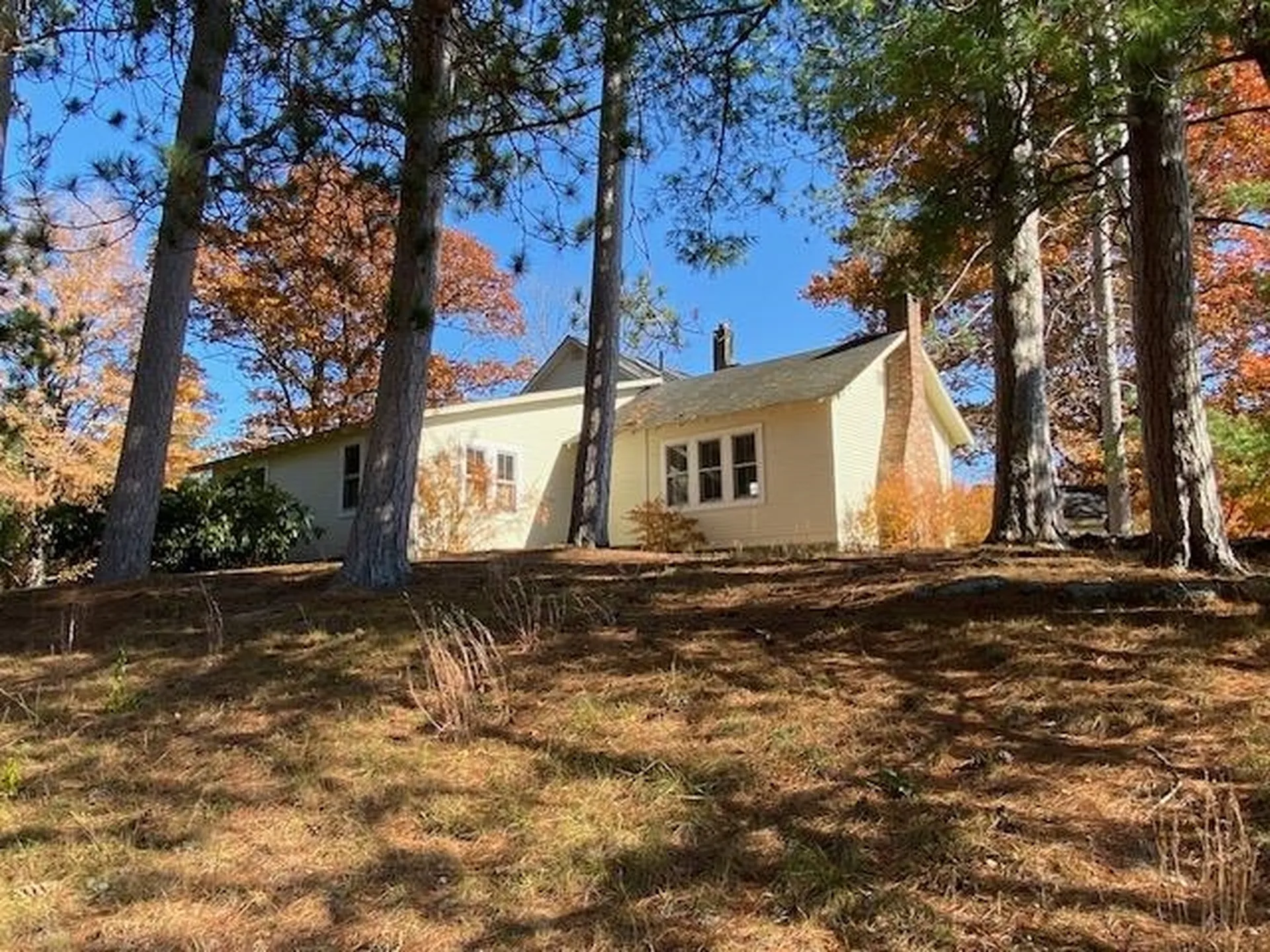 44 Pleasant View Road Bradford NH 03221