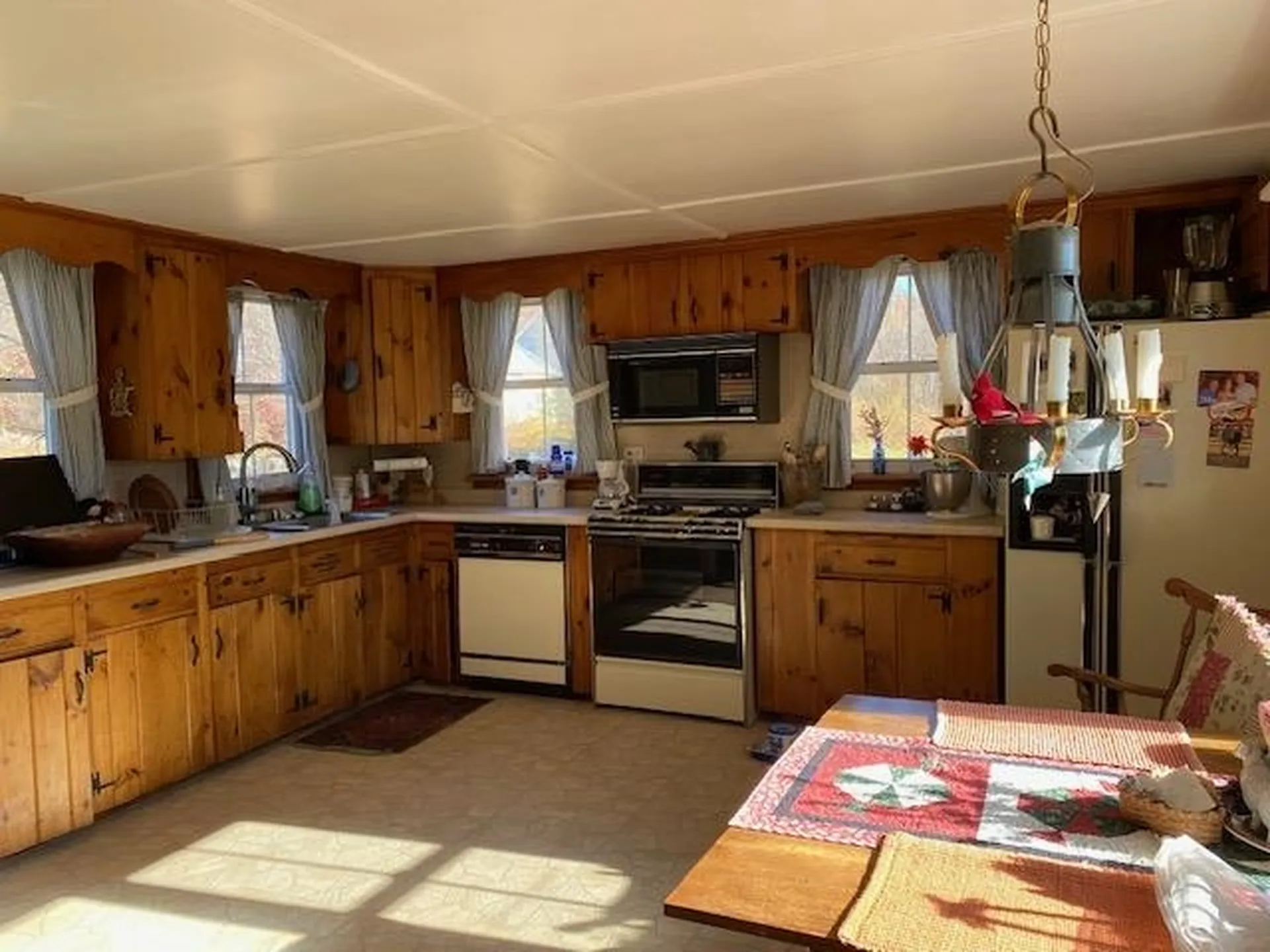 44 Pleasant View Road Bradford NH 03221