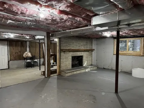 709 E Deering Road Deering NH 03244