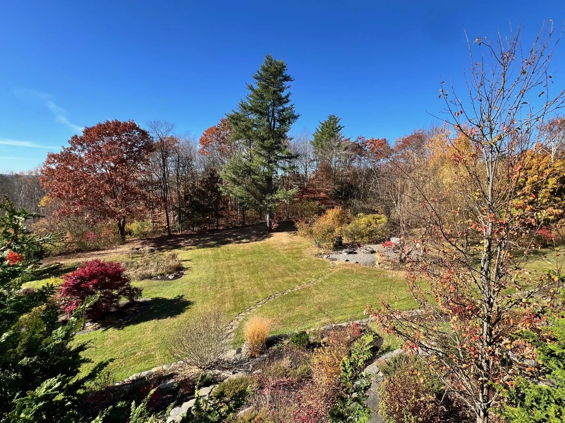 54 Split Oak Circle Chesterfield NH 03443