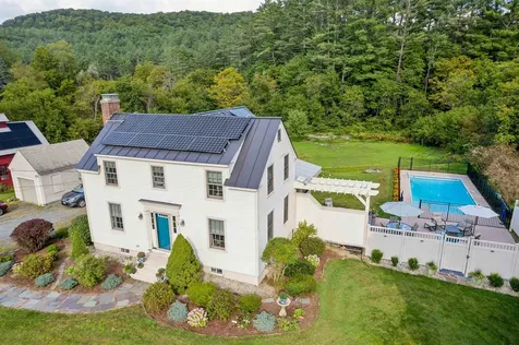 16 Pomfret Road Woodstock VT 05091