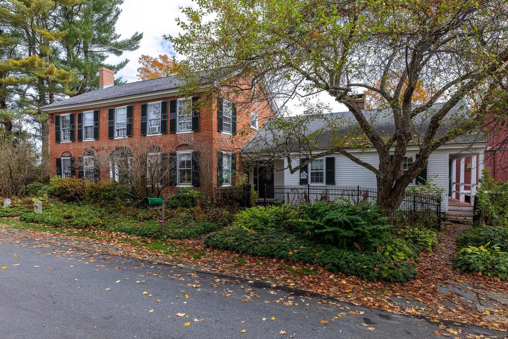 385 Academy Road Thetford VT 05074