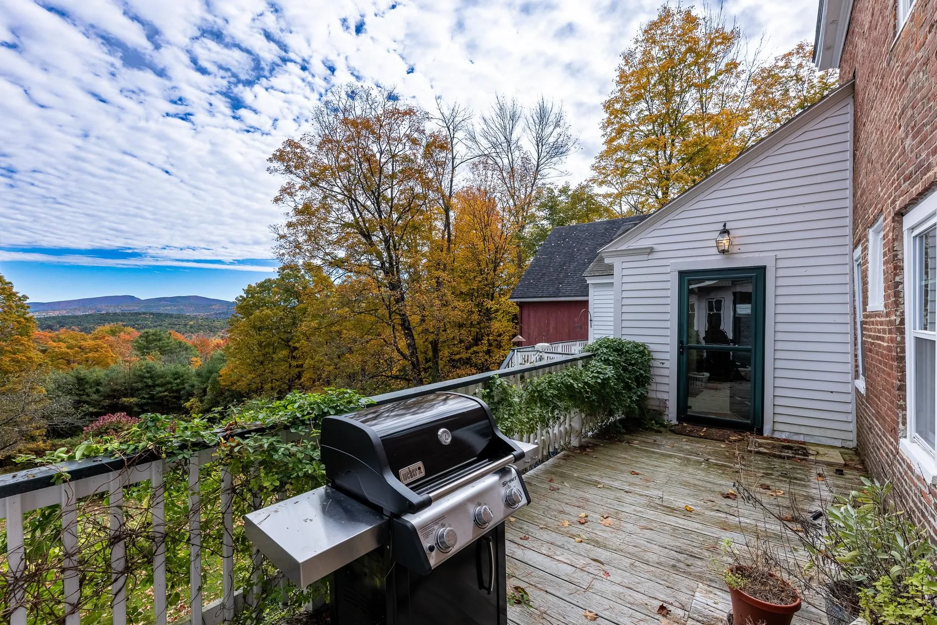 385 Academy Road Thetford VT 05074