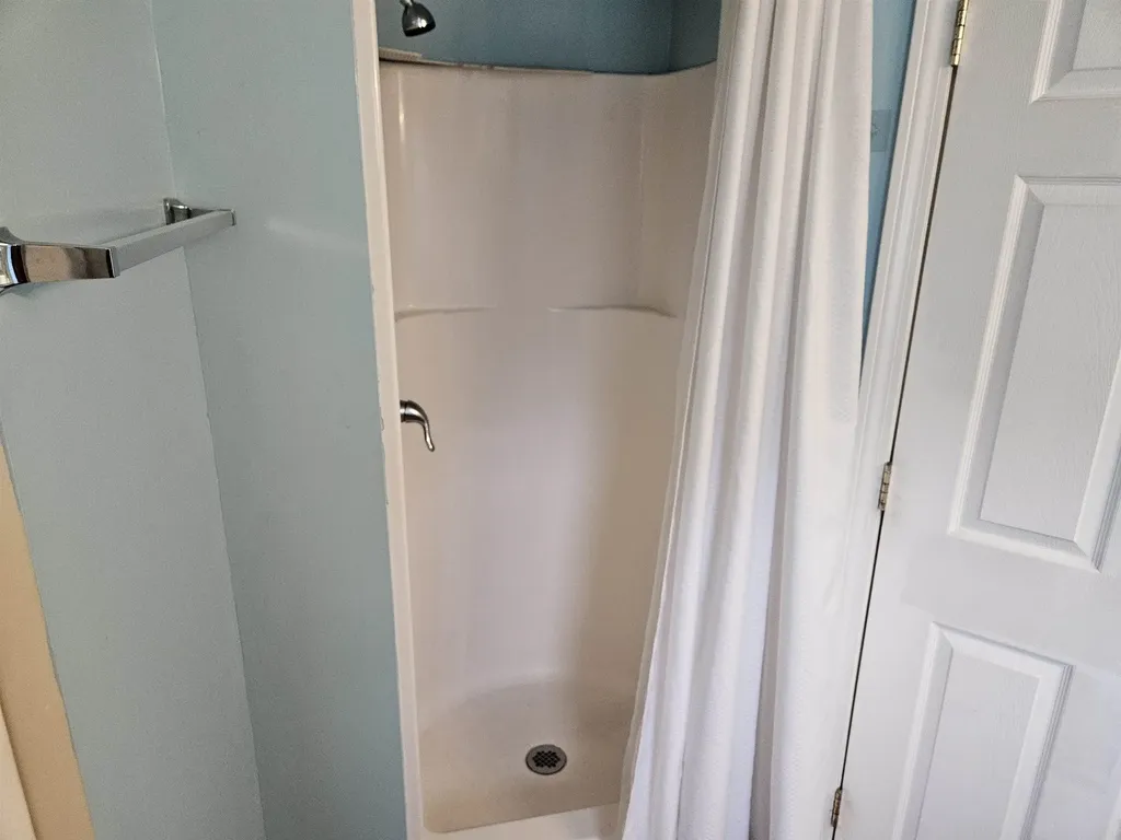 15 Coolidge Street Lincoln NH 03251