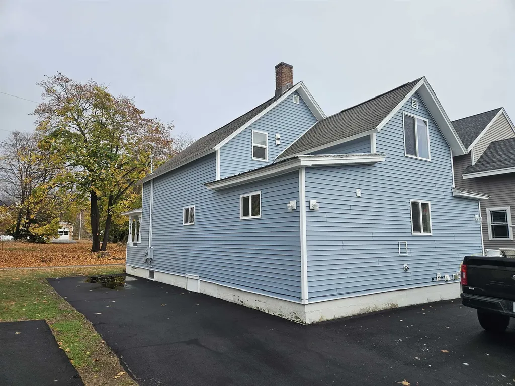 15 Coolidge Street Lincoln NH 03251